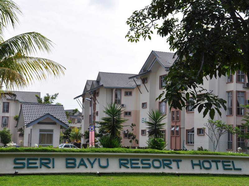 Seri Bayu Resort Hotel Sungai Pelek Eksteriør bilde